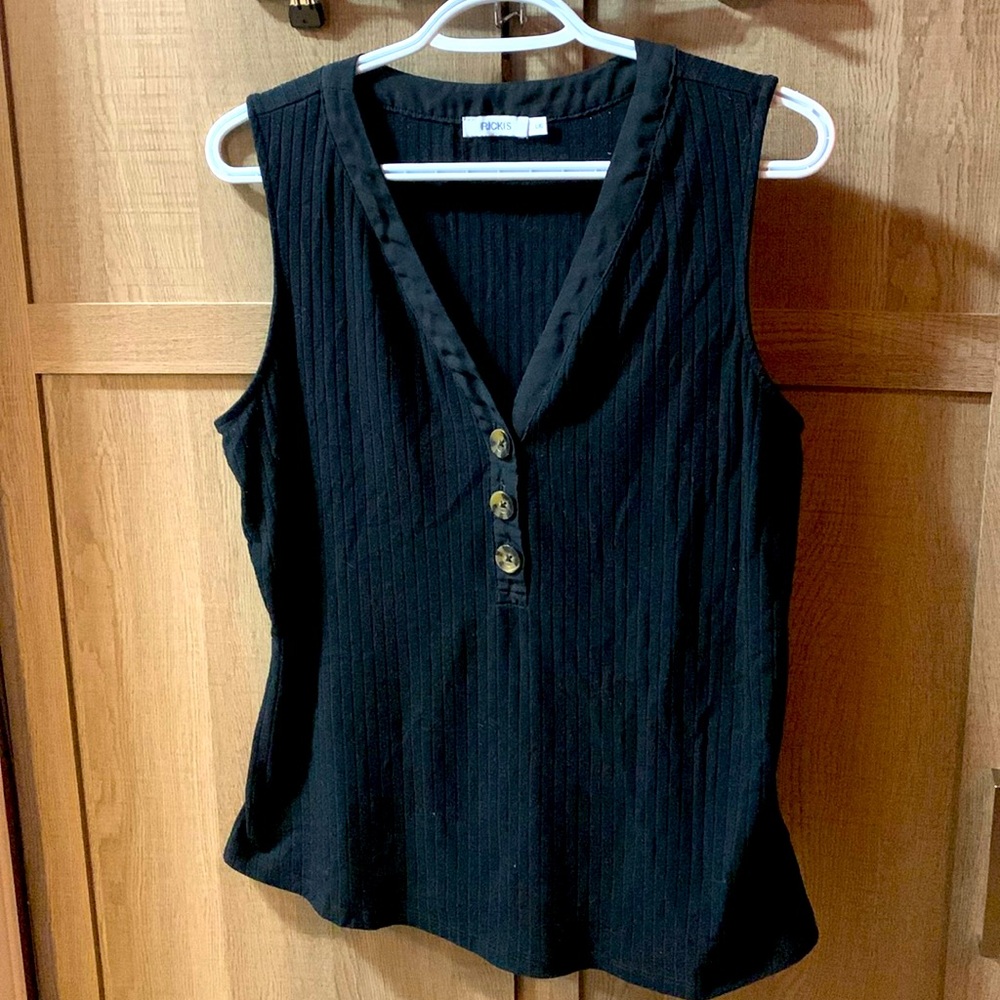 Rickis tank size large